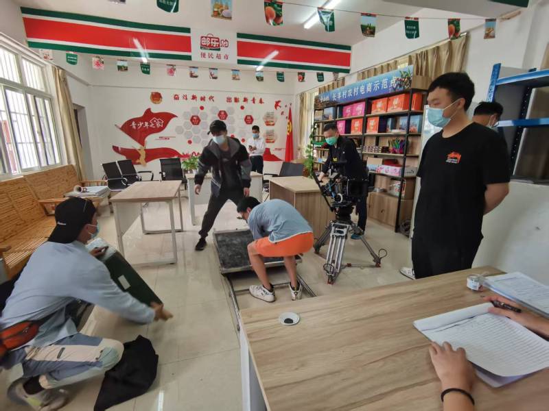 钟祥市广告片拍摄公司：极简主义践行者，少即是多的视觉哲学
